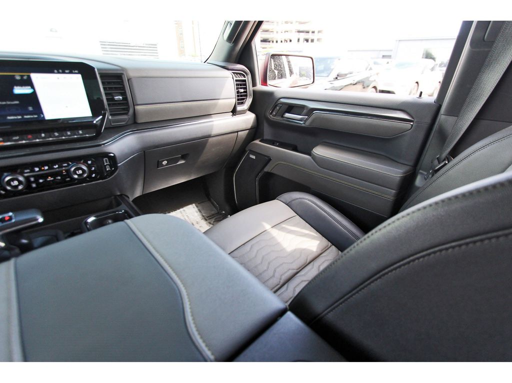 2024 Chevrolet Silverado 1500 ZR2 - 7