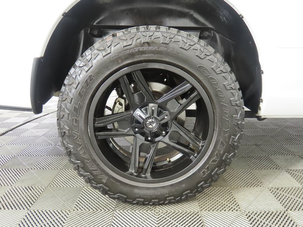 Thumbnail: 2017 RAM 1500 - 29