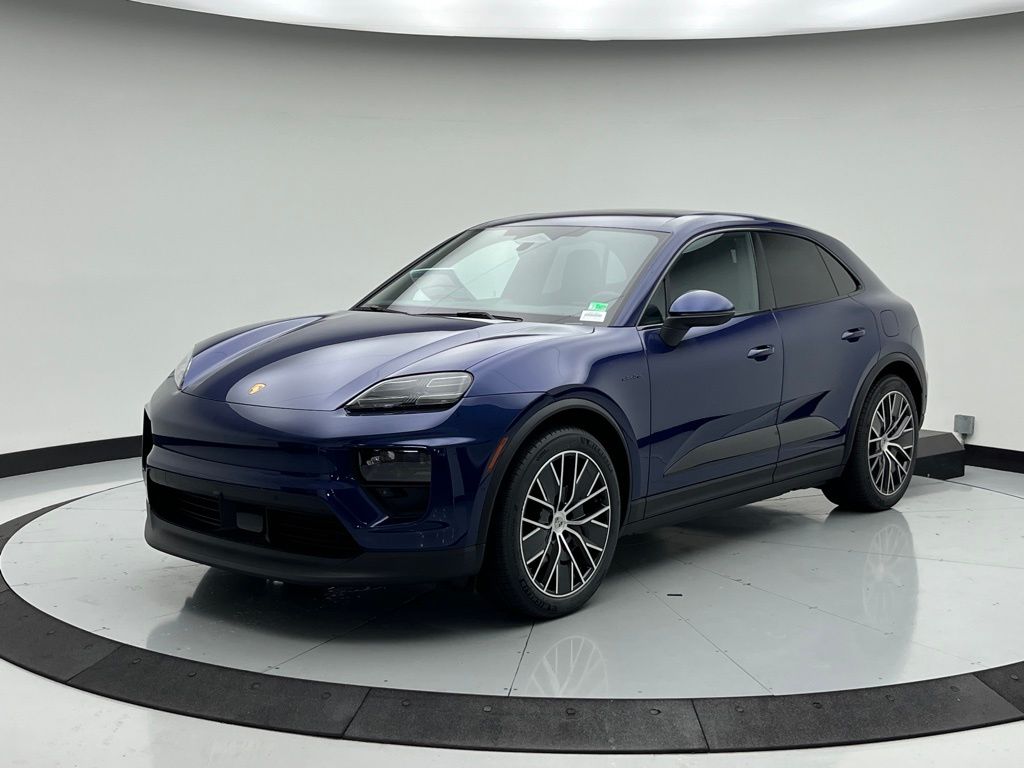 Thumbnail: 2025 Porsche Macan - 1