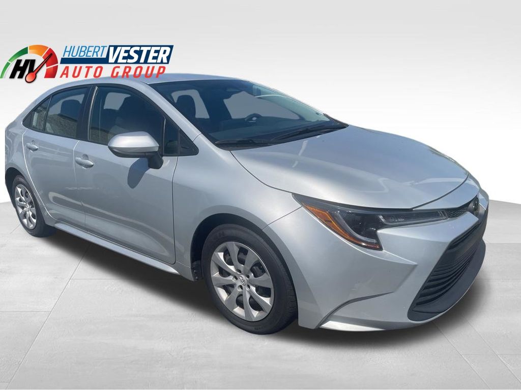 2024 Toyota Corolla LE CVT's photo
