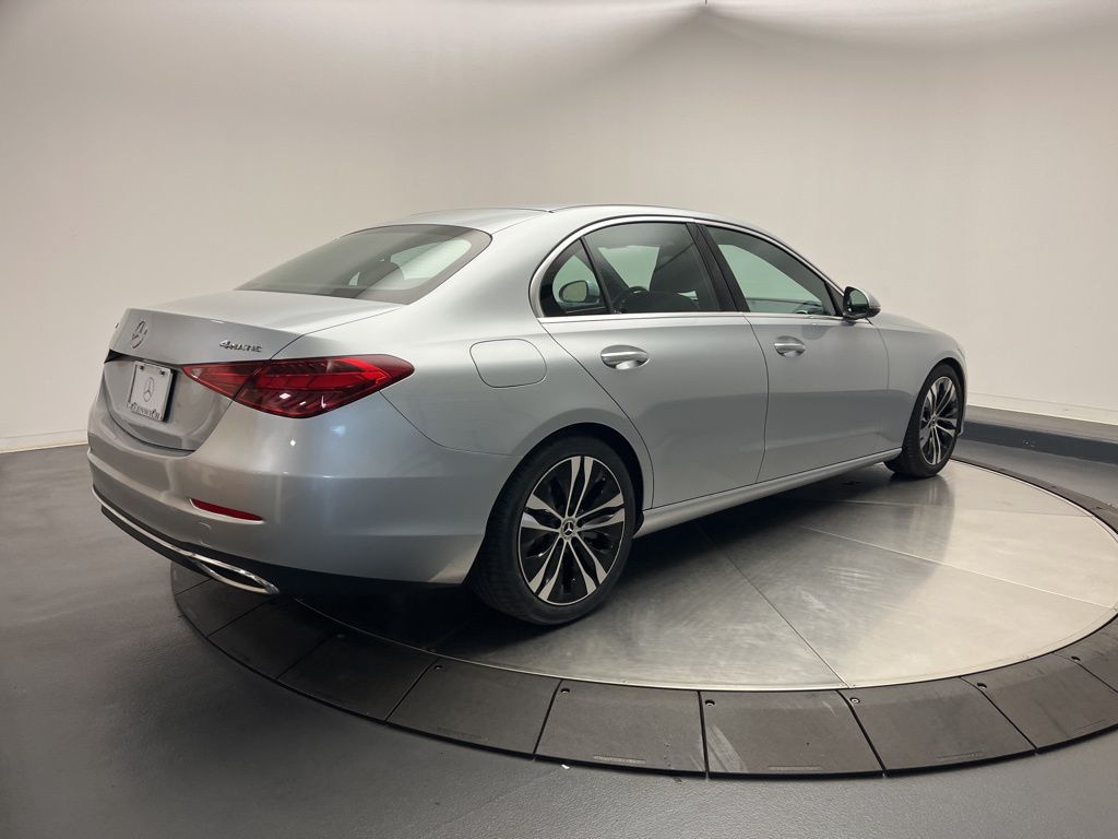 Thumbnail: 2022 Mercedes-Benz C-Class - 7