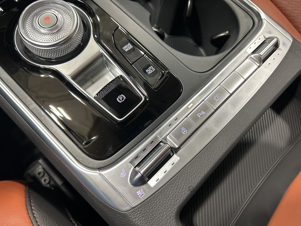 new 2026 Kia Carnival Hybrid car, priced at $53,025