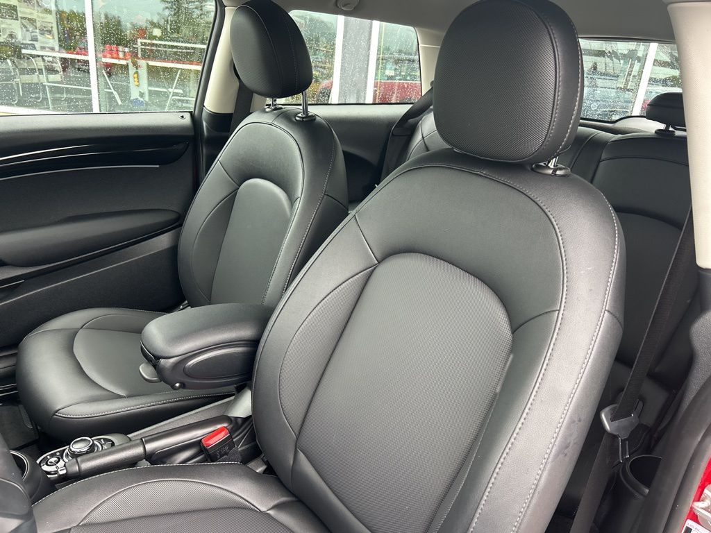 Thumbnail: 2023 MINI Cooper - 7