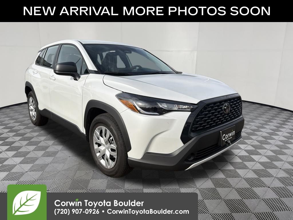 Pearl 2025 Toyota Corolla Cross SUV / Crossover All-Wheel Drive Continuously Variable Transmission