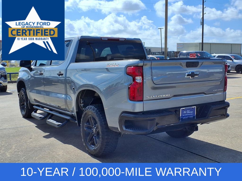 2024 Chevrolet Silverado 1500 Custom Trail Boss - 3
