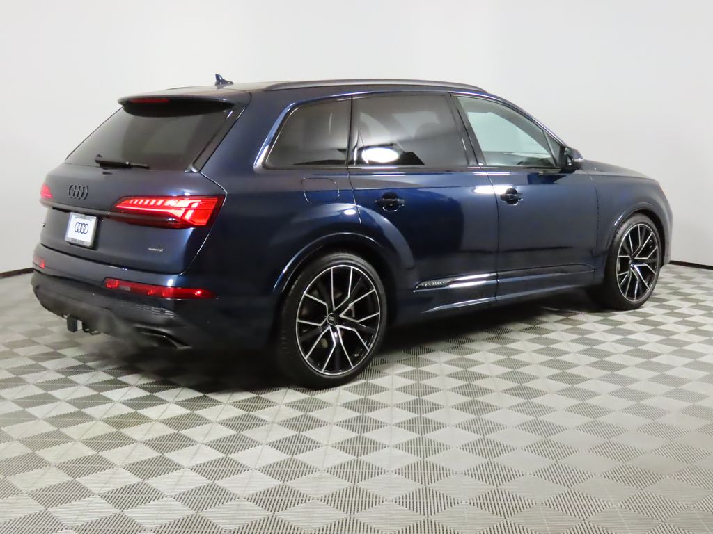 Thumbnail: 2025 Audi Q7 - 5