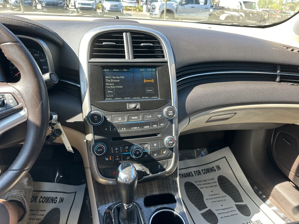 2014 Champagne Silver Metallic Chevrolet Malibu LT FWD Sedan