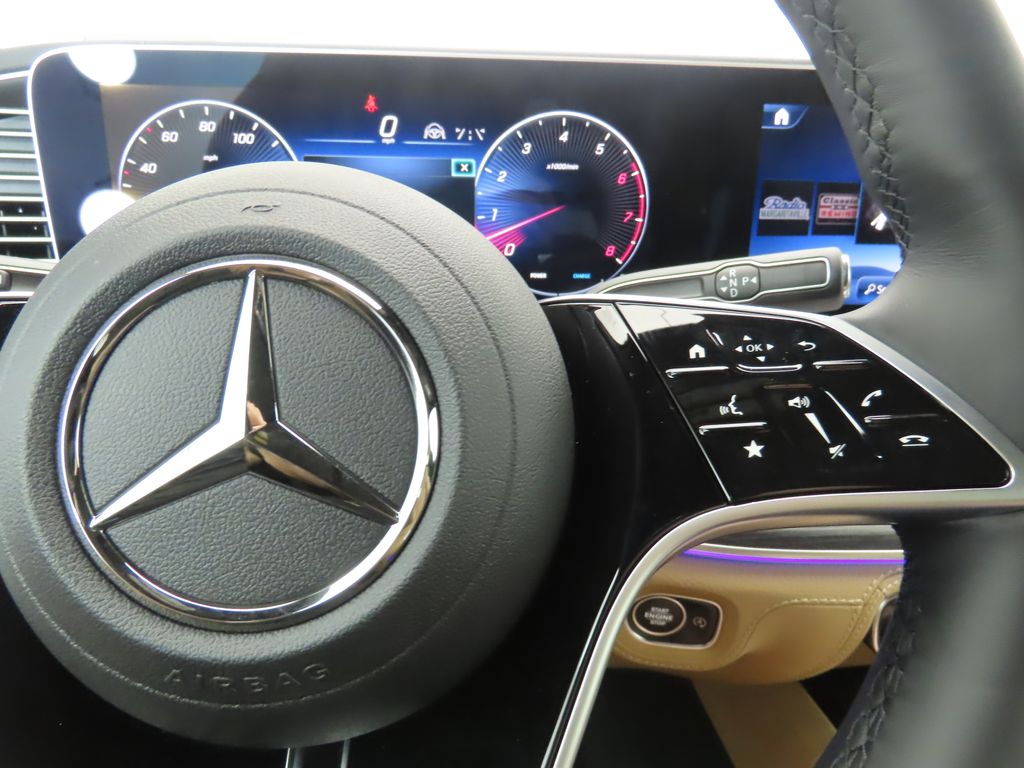 Thumbnail: 2026 Mercedes-Benz GLE - 13