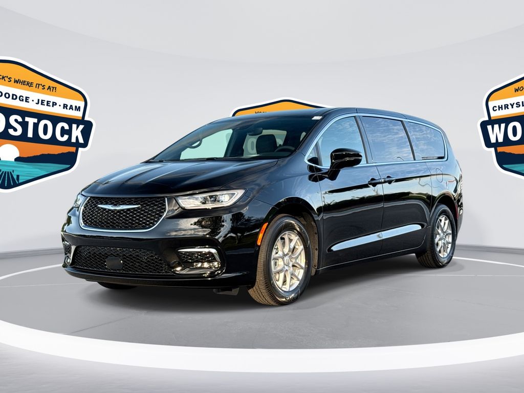 New 2026 Chrysler Pacifica Select 4D Passenger Van in #J171146
