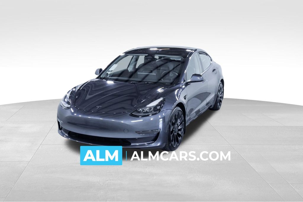 2023 Tesla Model 3 Performance's photo