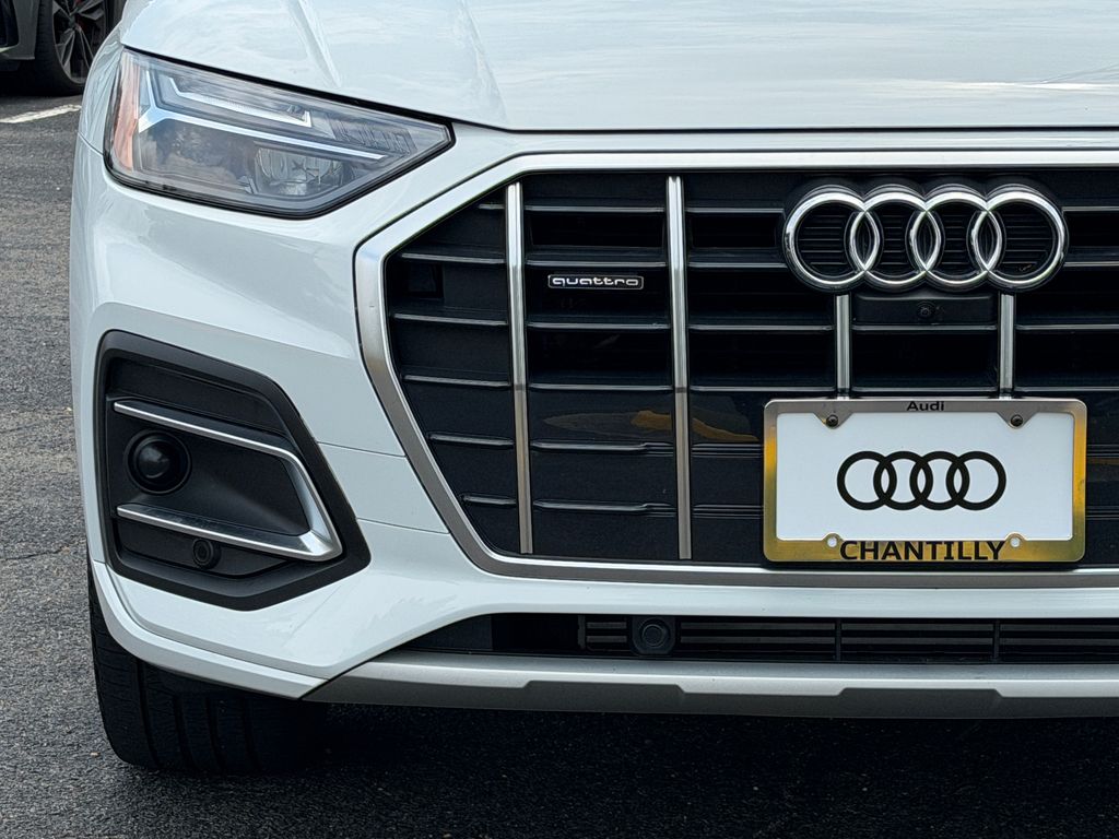 Thumbnail: 2021 Audi Q5 - 2