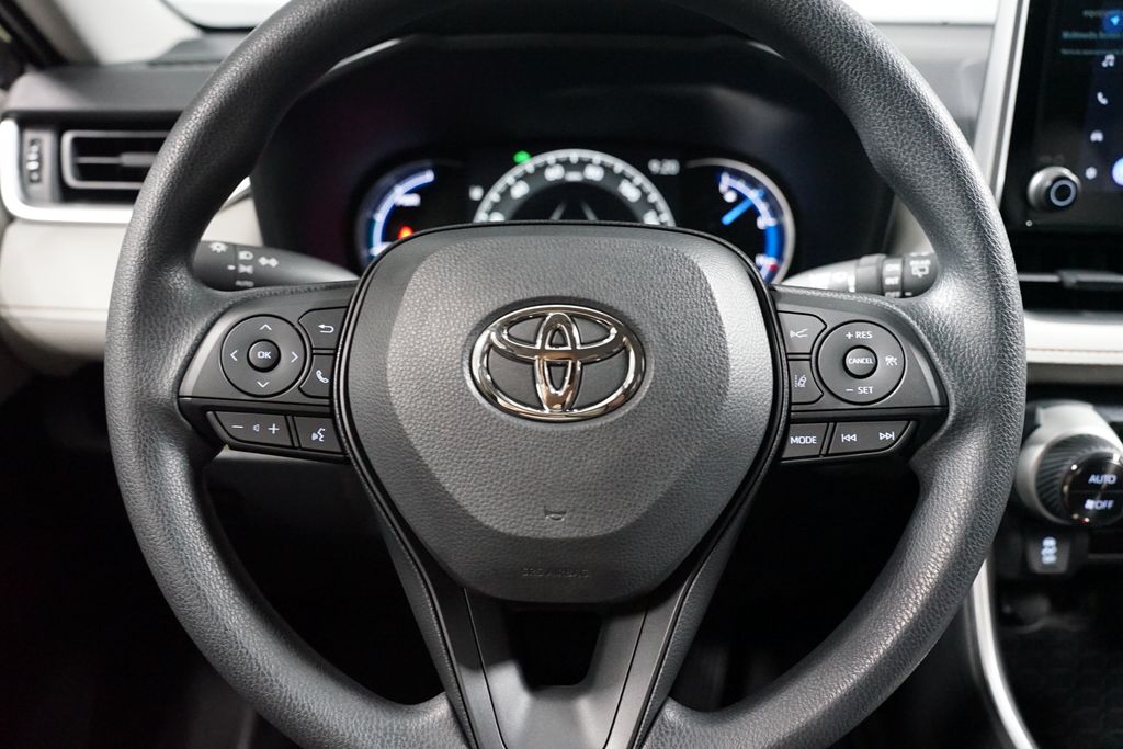 Thumbnail: 2025 Toyota RAV4 - 12
