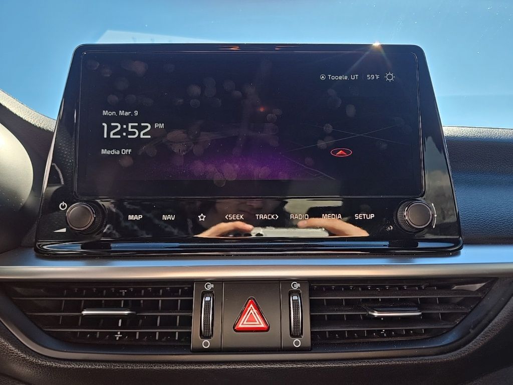 Used 2023 Gray Kia GT-Line image 31