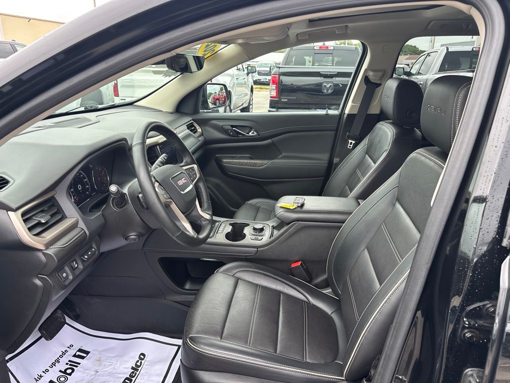 Used 2023 GMC Acadia SUV