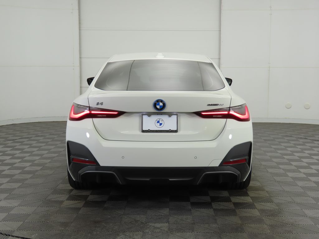 2022 BMW i4 eDrive40 6