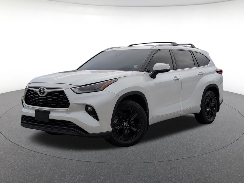 Pearl 2022 Toyota Highlander SUV / Crossover All-Wheel Drive 8-Speed Automatic