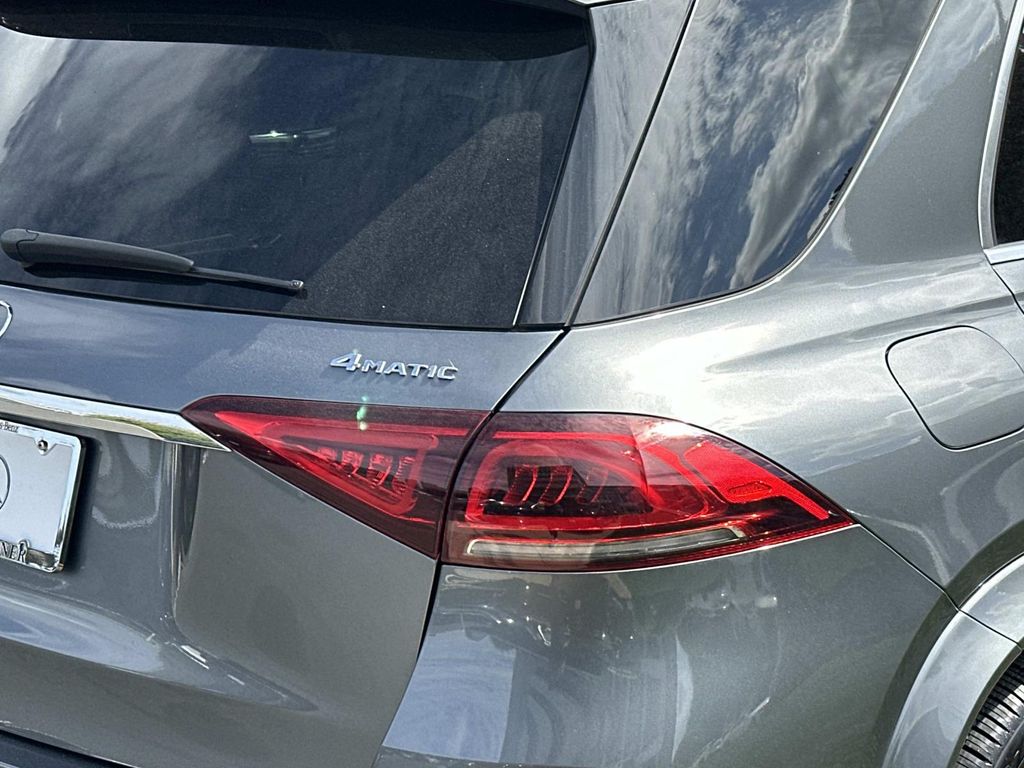 Thumbnail: 2022 Mercedes-Benz GLE - 7