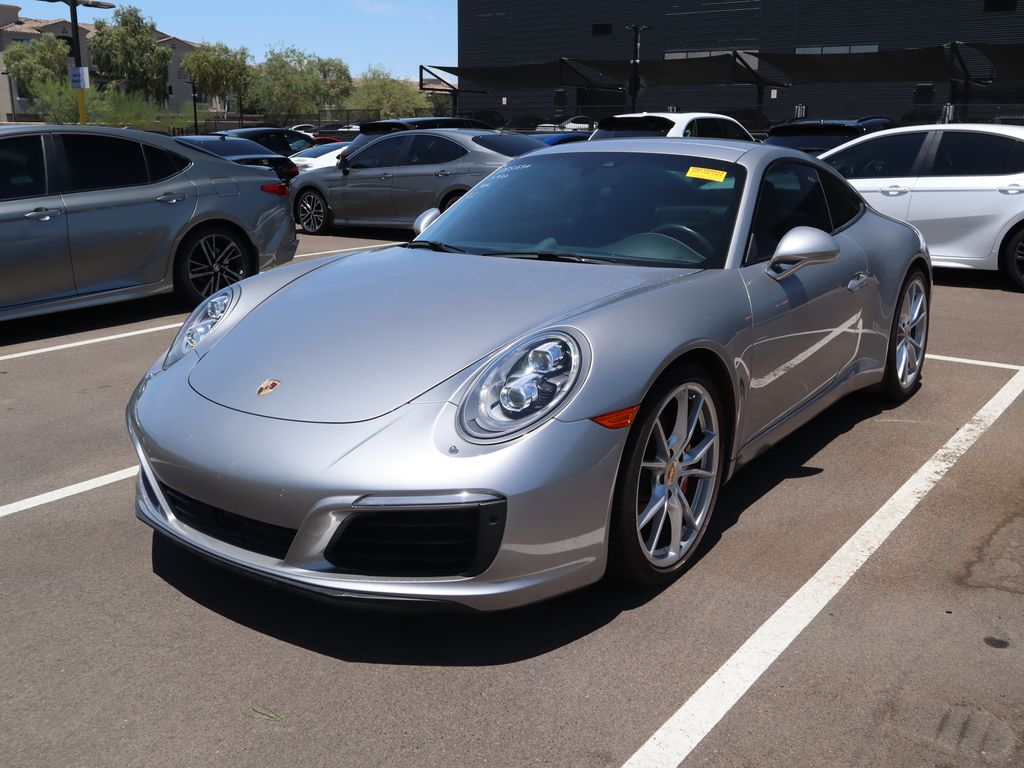 Thumbnail: 2017 Porsche 911 - 2