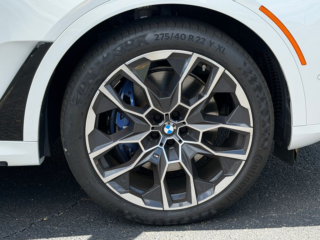 Thumbnail: 2024 BMW X7 - 5