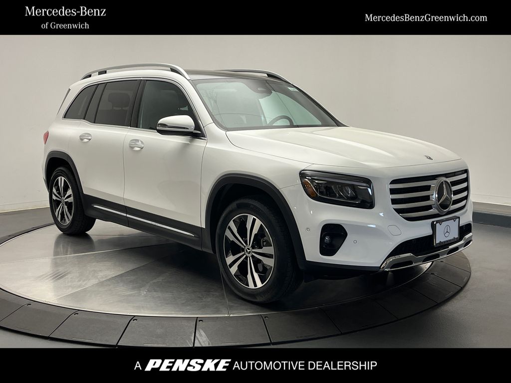 2025 Mercedes-Benz GLB 250 -
                Greenwich, CT