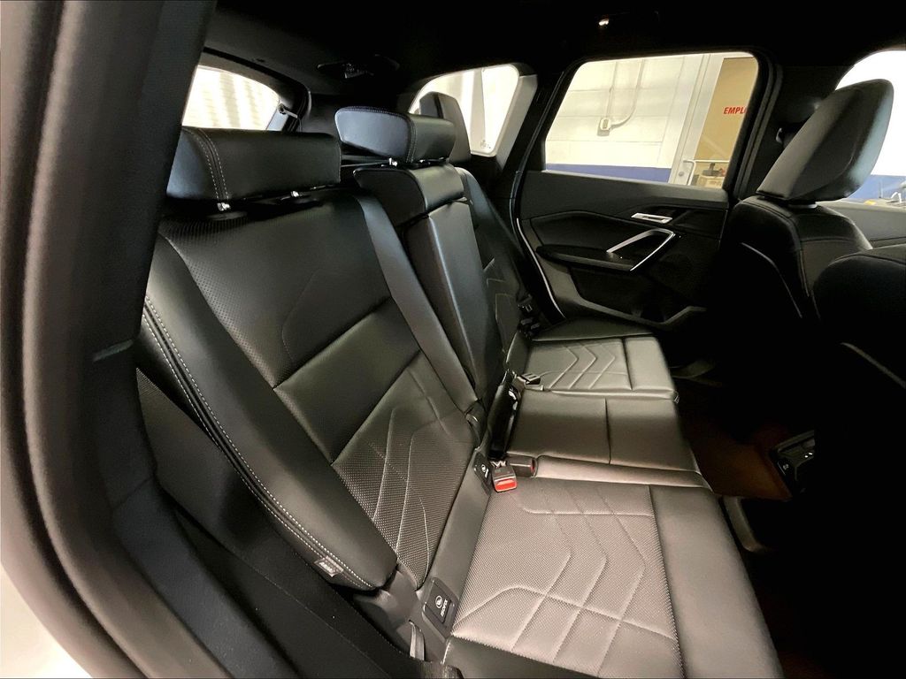 2026 BMW X1 — photo 16