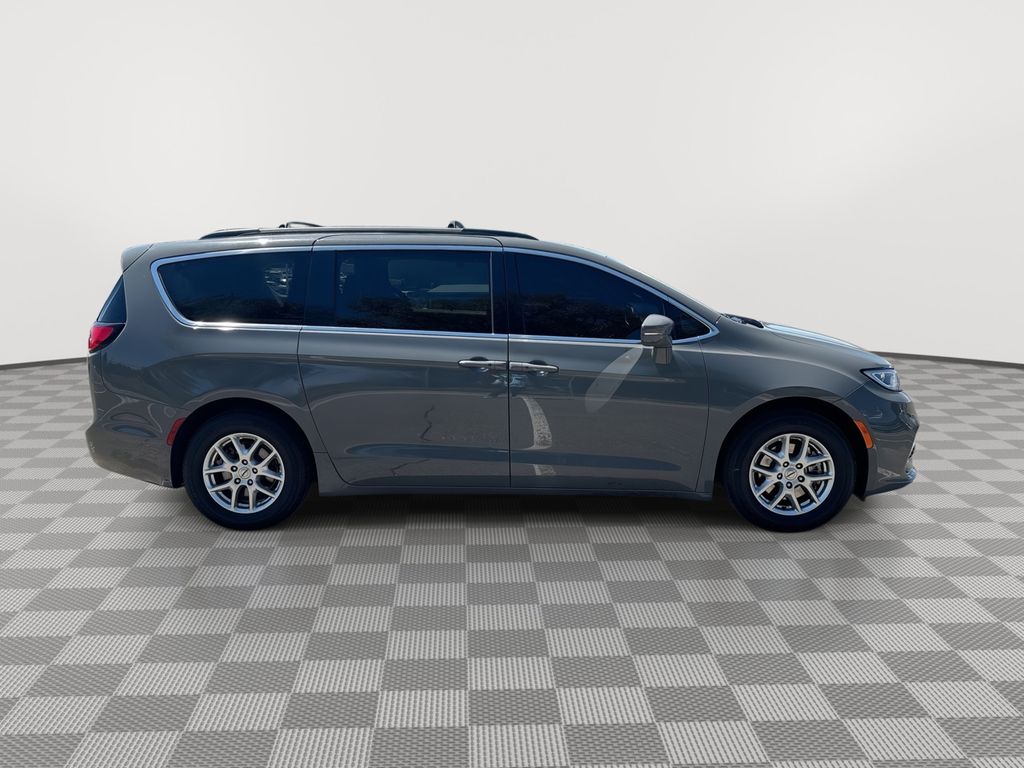 Used 2022 Chrysler Pacifica Van