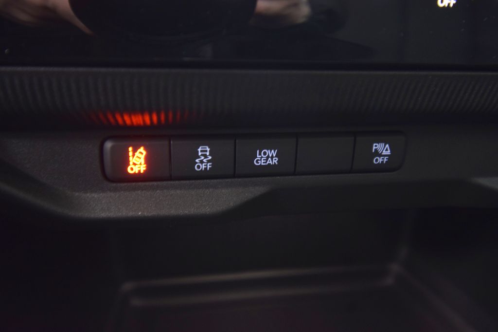 new 2026 Jeep Cherokee car, priced at $32,796