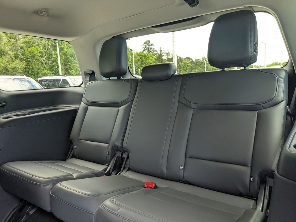 2026 Ford Expedition Active - Photo 16