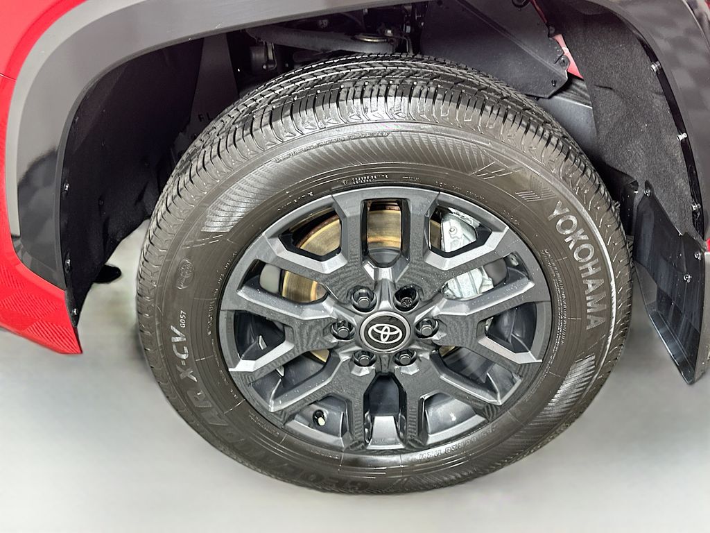 Thumbnail: 2025 Toyota Tundra - 32