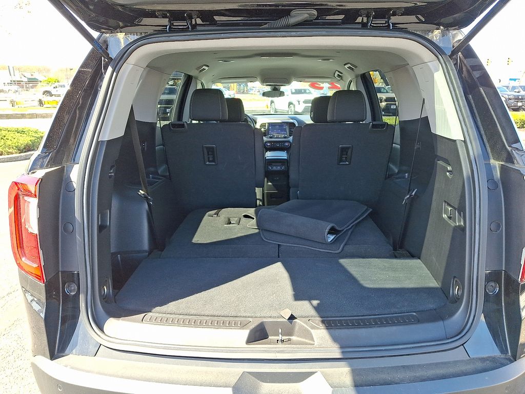 Thumbnail: 2023 GMC Acadia - 29