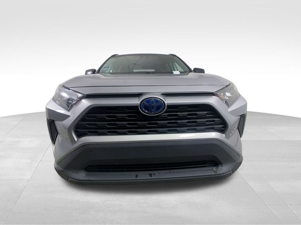 2021 Toyota RAV4 Hybrid LE 9