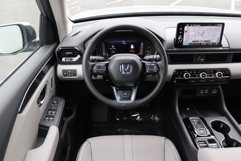 Thumbnail: 2025 Honda Pilot - 22
