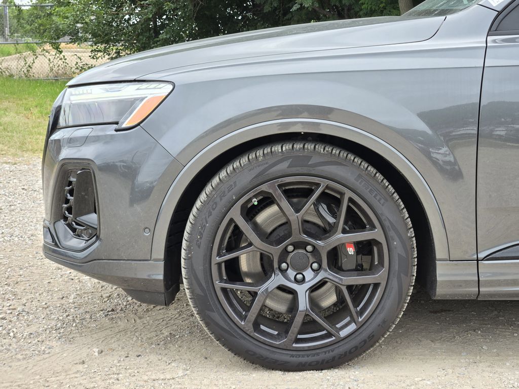 new 2026 Audi SQ7 car, priced at $107,840