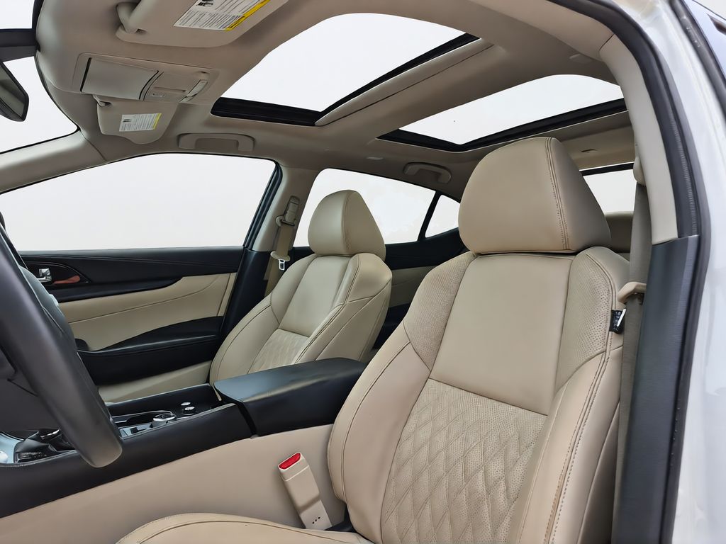 2023 Nissan Maxima Platinum White at AutoSavvy Houston Southwest