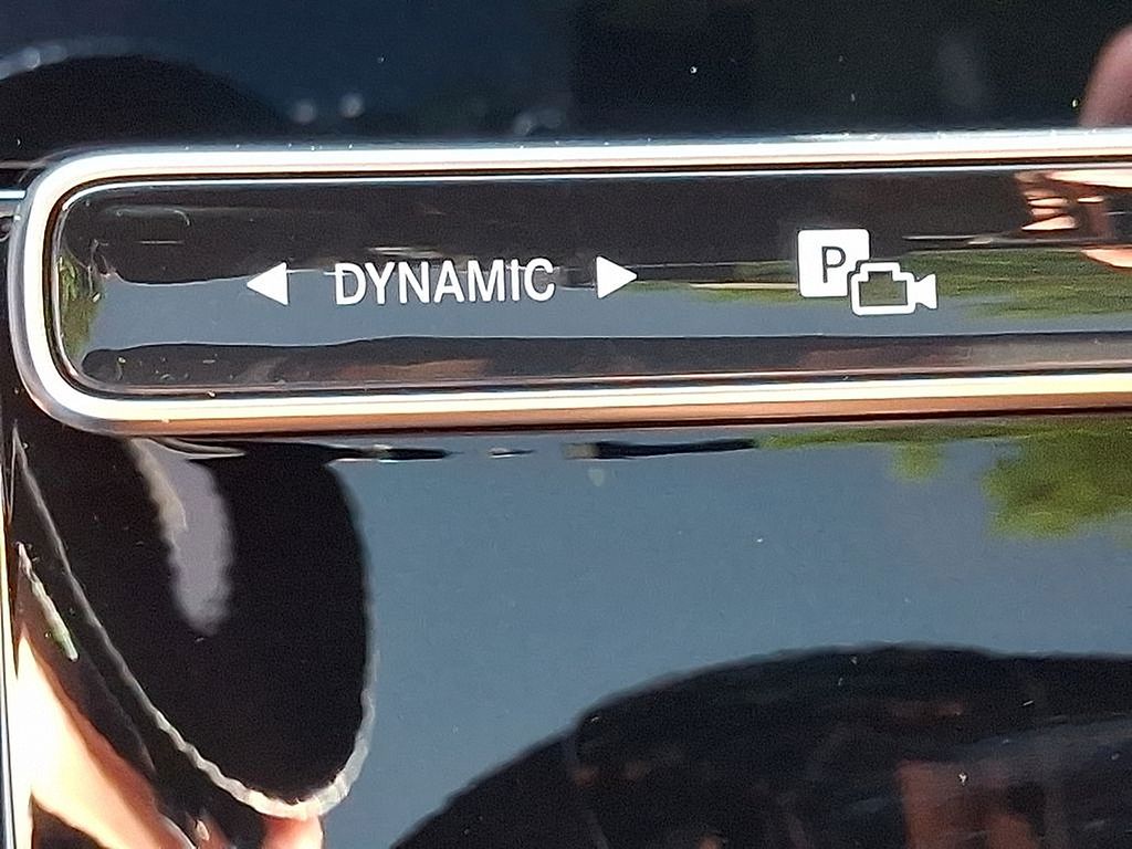 Thumbnail: 2025 Mercedes-Benz C-Class - 19