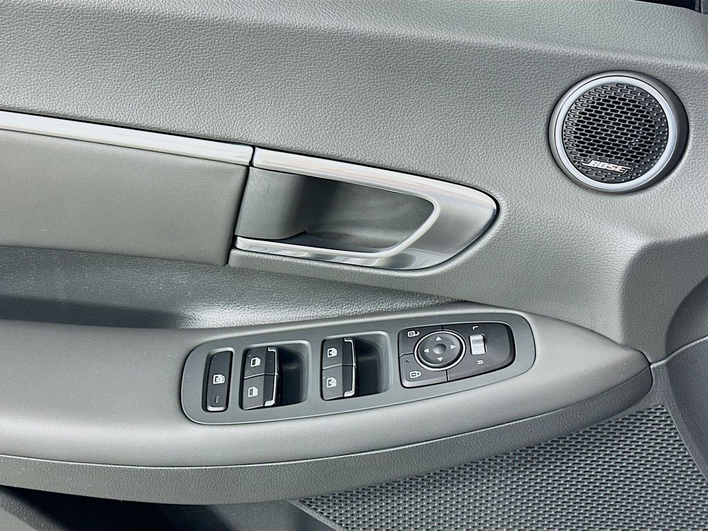Thumbnail: 2023 Hyundai Sonata - 18