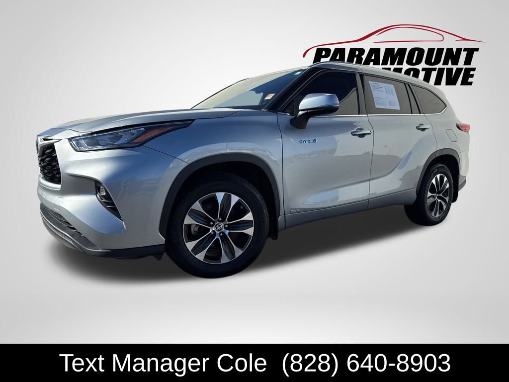 2020 Toyota Highlander Hybrid XLE AWD