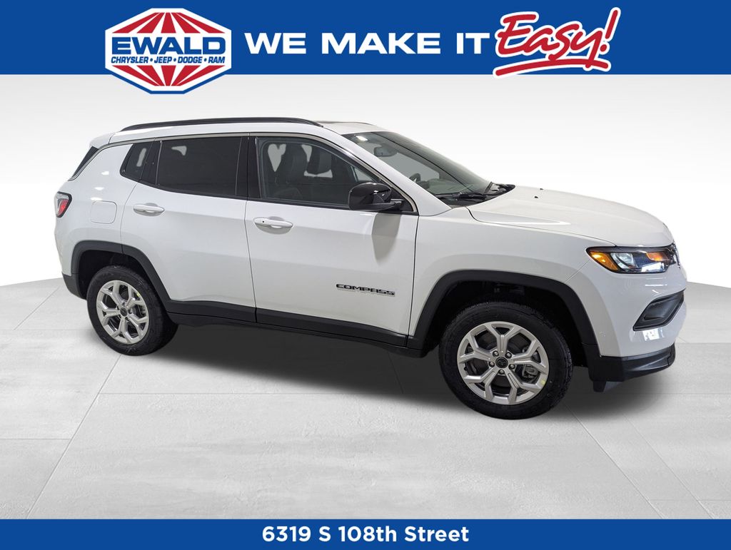 2025 Jeep Compass Latitude photo