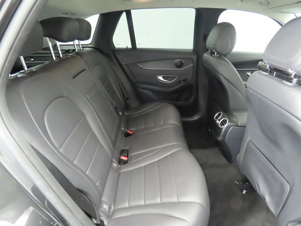 Thumbnail: 2021 Mercedes-Benz GLC - 22