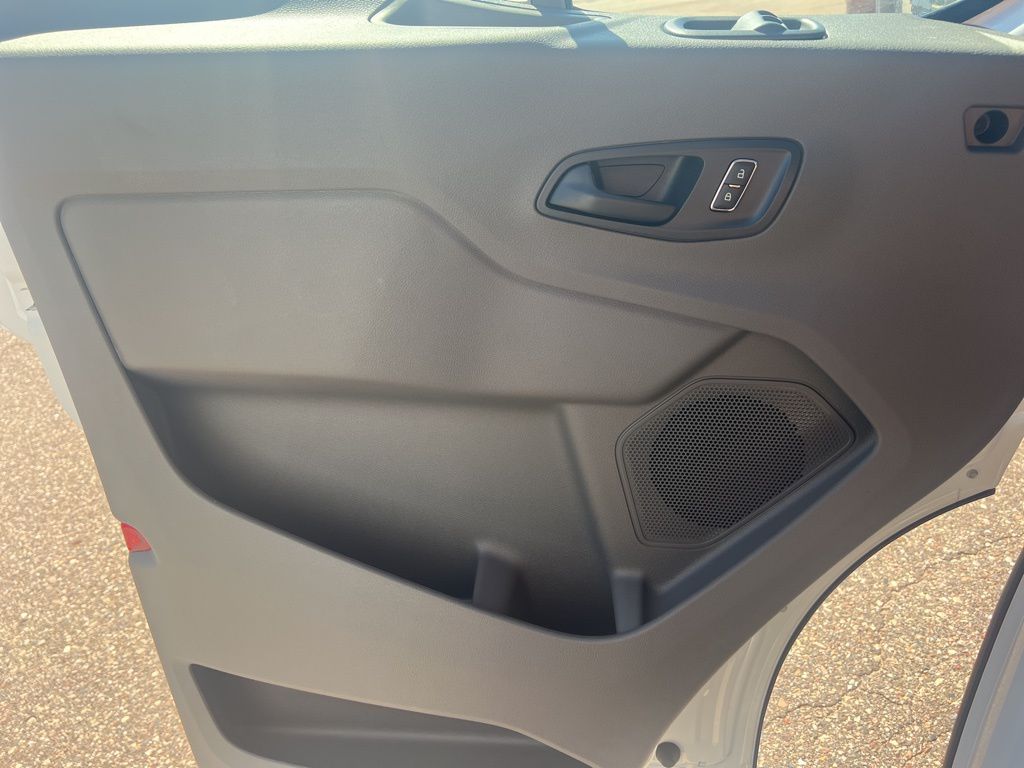 2025 Ford Transit-250