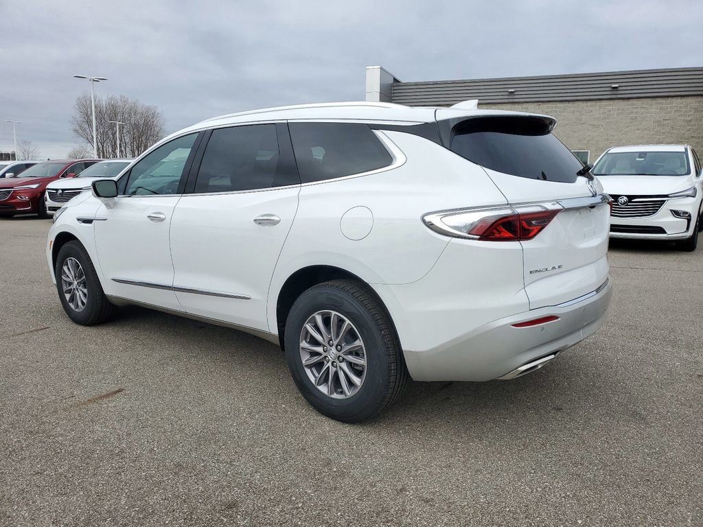 2024 Buick Enclave Essence 3