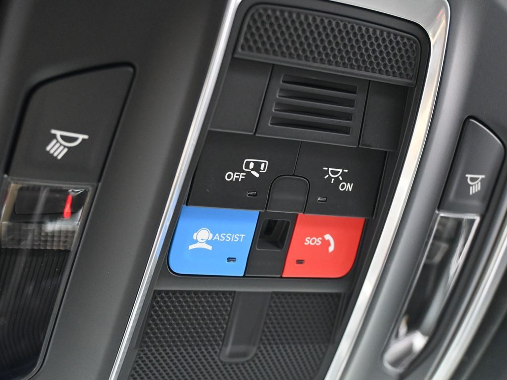 New 2026 Silver Zynith Jeep Laredo image 23