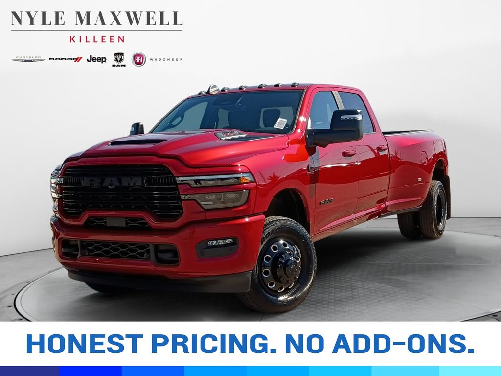 Molten Red Pearlcoat 2026 RAM 3500 Pickup Truck Four-Wheel Drive 8-Speed Automatic