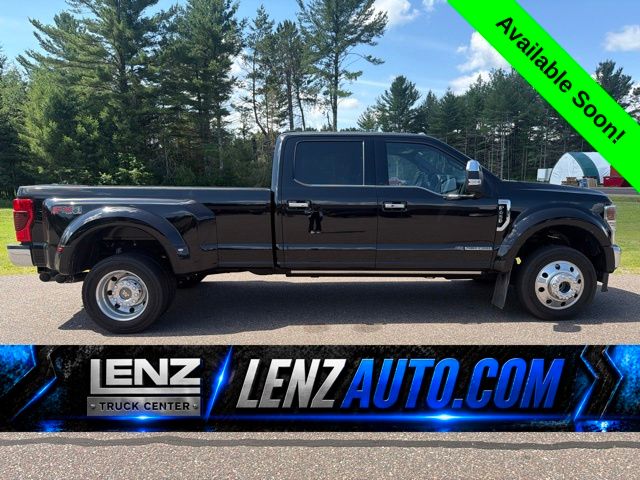 Agate Black Metallic 2022 Ford F-450 Super Duty Pickup Truck Four-Wheel Drive Automatic