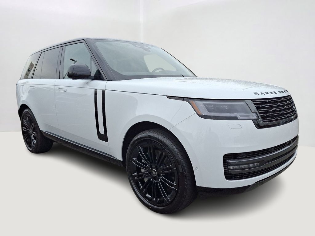 2025 Land Rover Range Rover SE 2