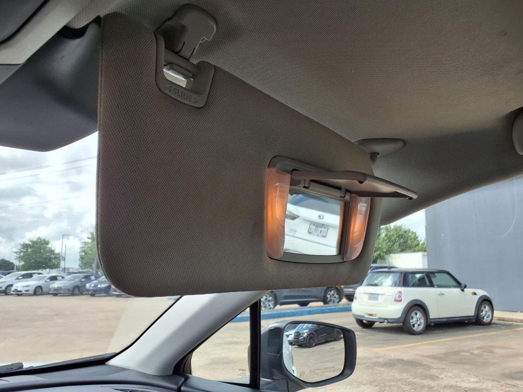 2023 Subaru Outback Onyx Edition White at Baytown Hyundai