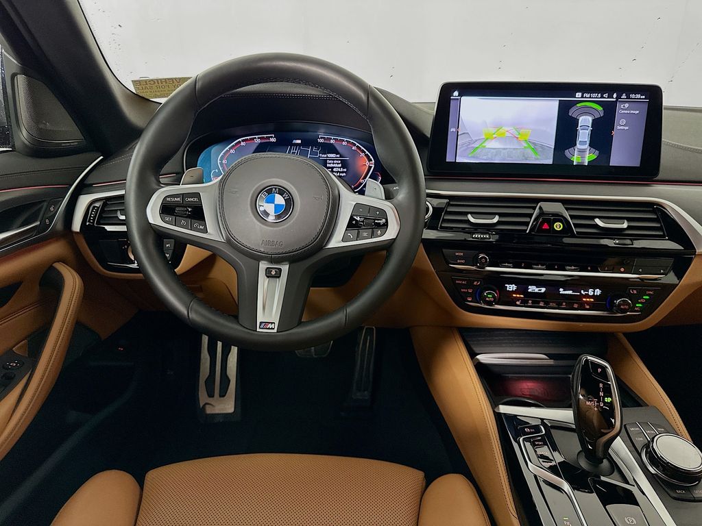 Thumbnail: 2023 BMW 5 Series - 23