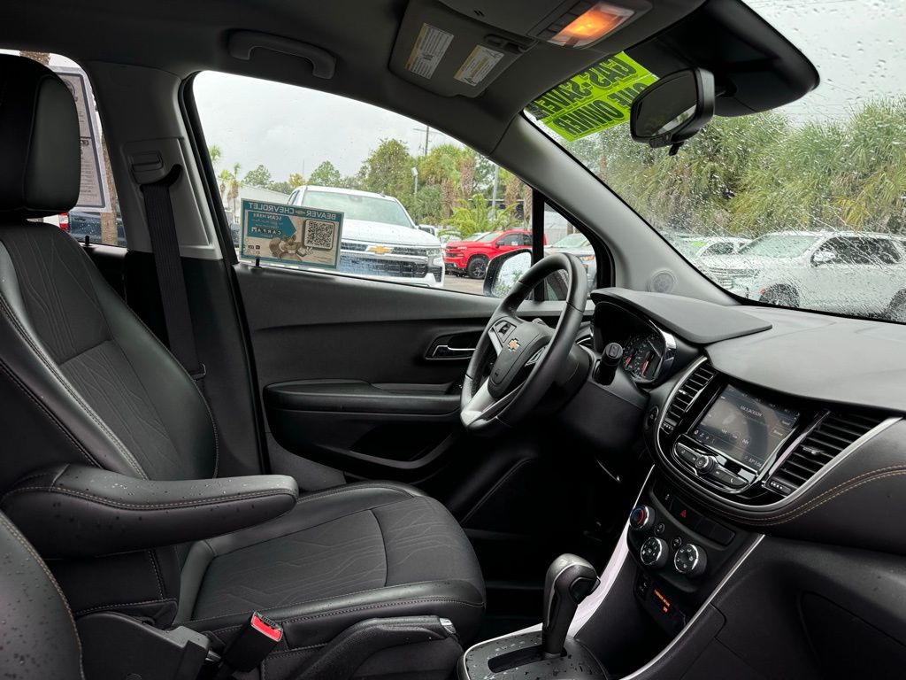 2021 Chevrolet Trax LT 27