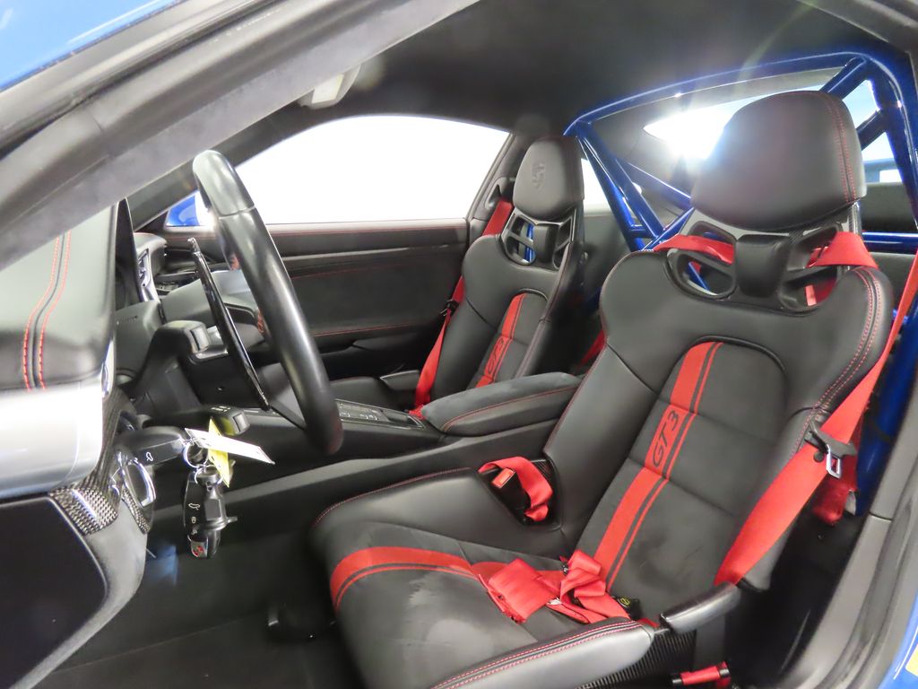 Thumbnail: 2018 Porsche 911 - 5