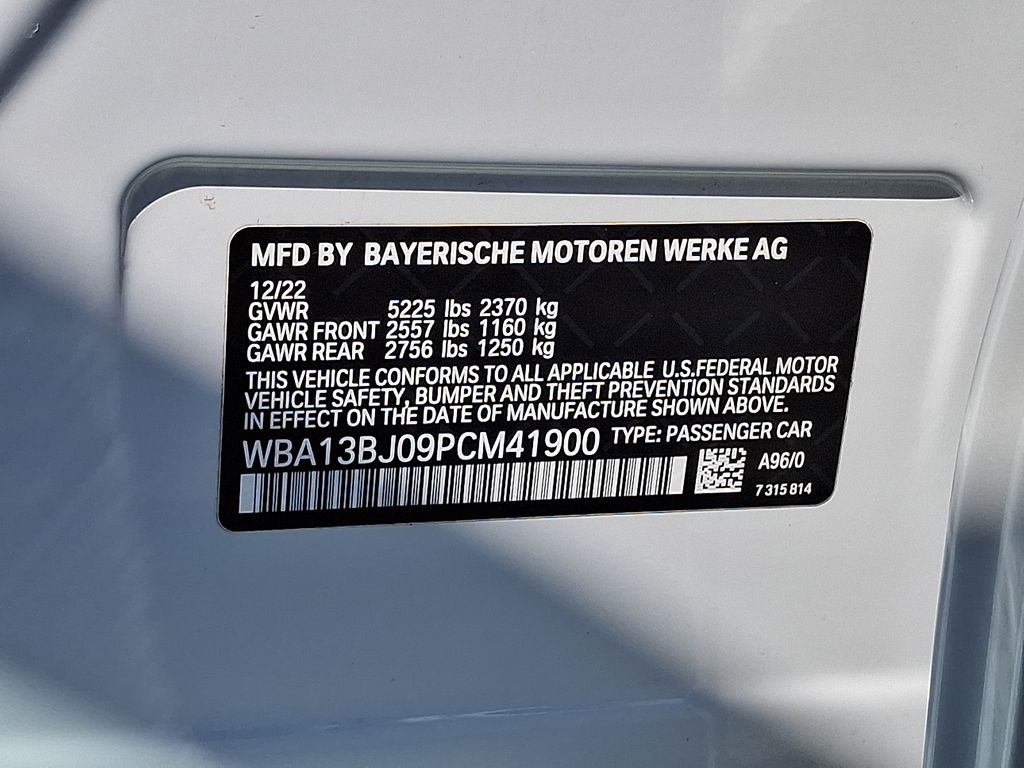 Thumbnail: 2023 BMW 5 Series - 27